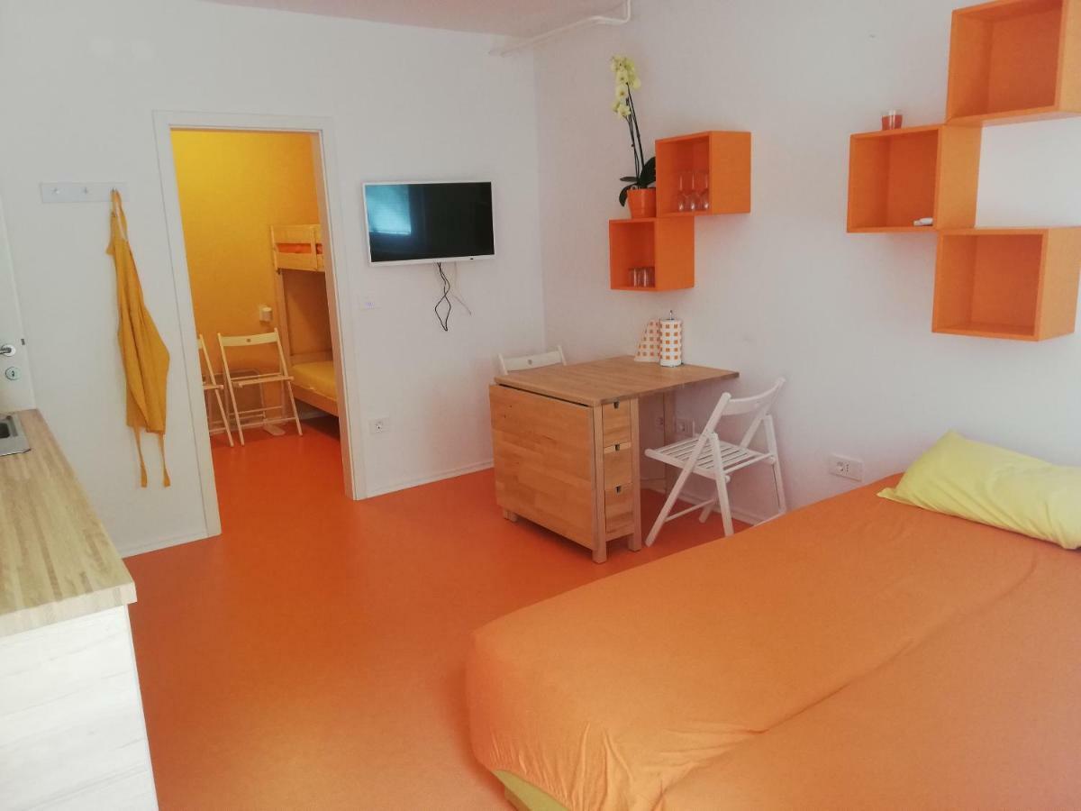 Apartma Ada Изола Экстерьер фото